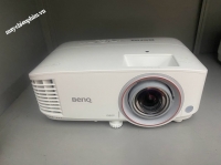 Máy chiếu BenQ TH671ST cũ